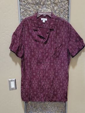 The Rail Men's Burgundy Paisley Button-Down Camp Shirt